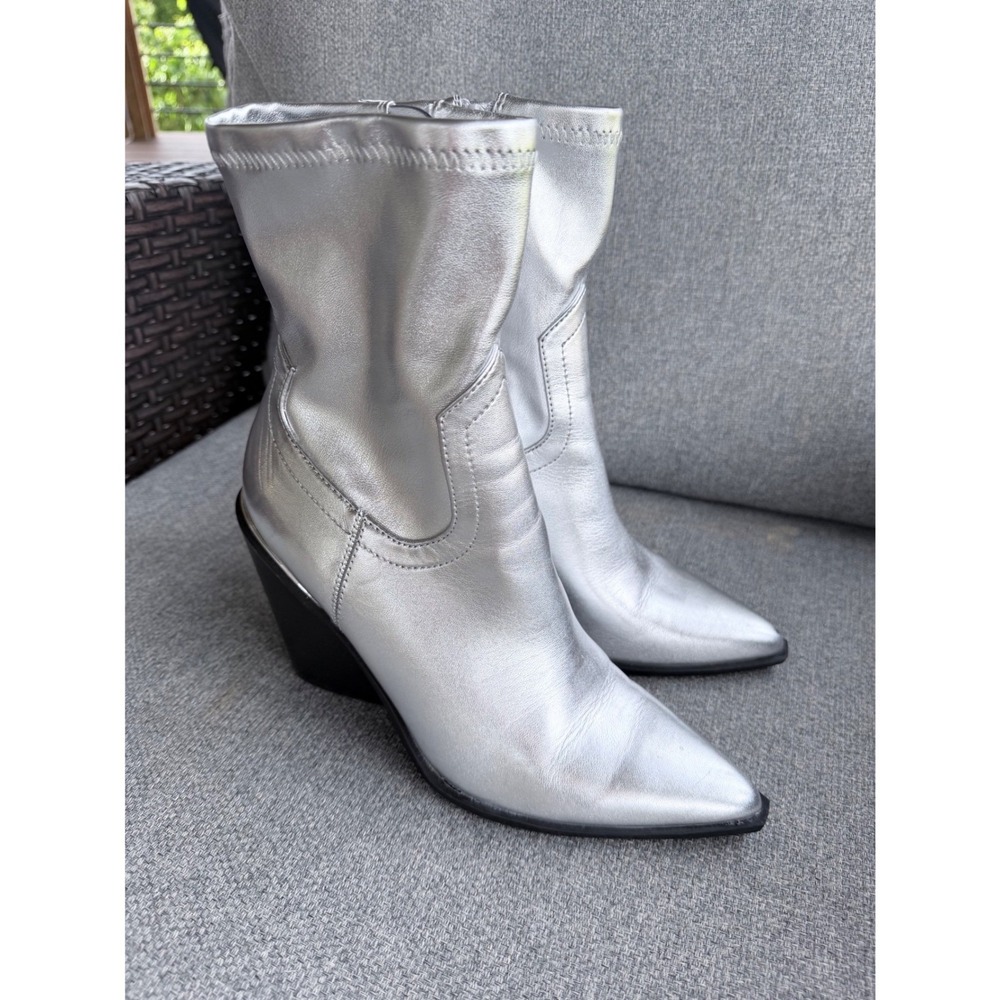 Steve Madden Ankle Boots Women 9 Silver Good Metallic Western Pointed Toe Block